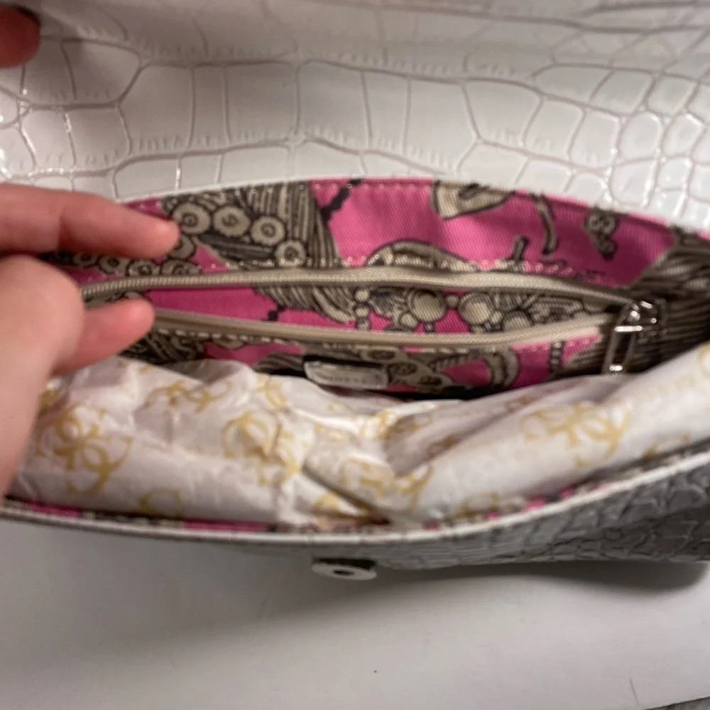 Guess Brown & Off White Reptile Pattern Wristlet - Picture 7 of 8